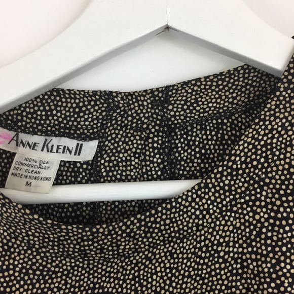 Anne Klein | 100% Silk Vintage Blouse - Picture 2 of 6